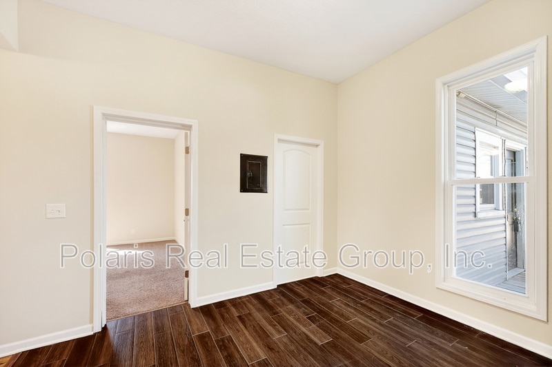 Building Photo - 522 N Lebanon St