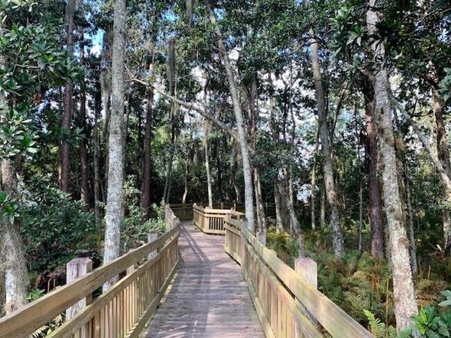 Building Photo - Lovely 4/2 at Harmony Enclave a Golf Course Community