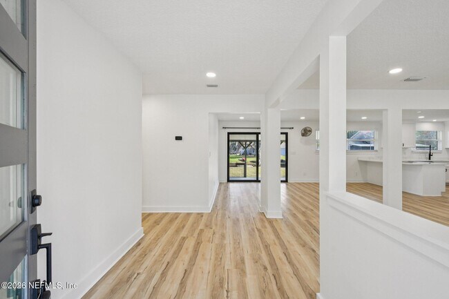 Building Photo - 3165 Creighton Forest Dr