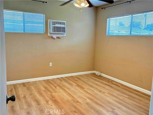Building Photo - 550 N Valencia Pl