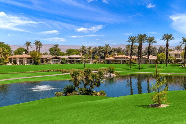 Building Photo - 502 Desert Holly Dr