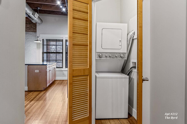 Interior Photo - Landmark at 1700 Apartments