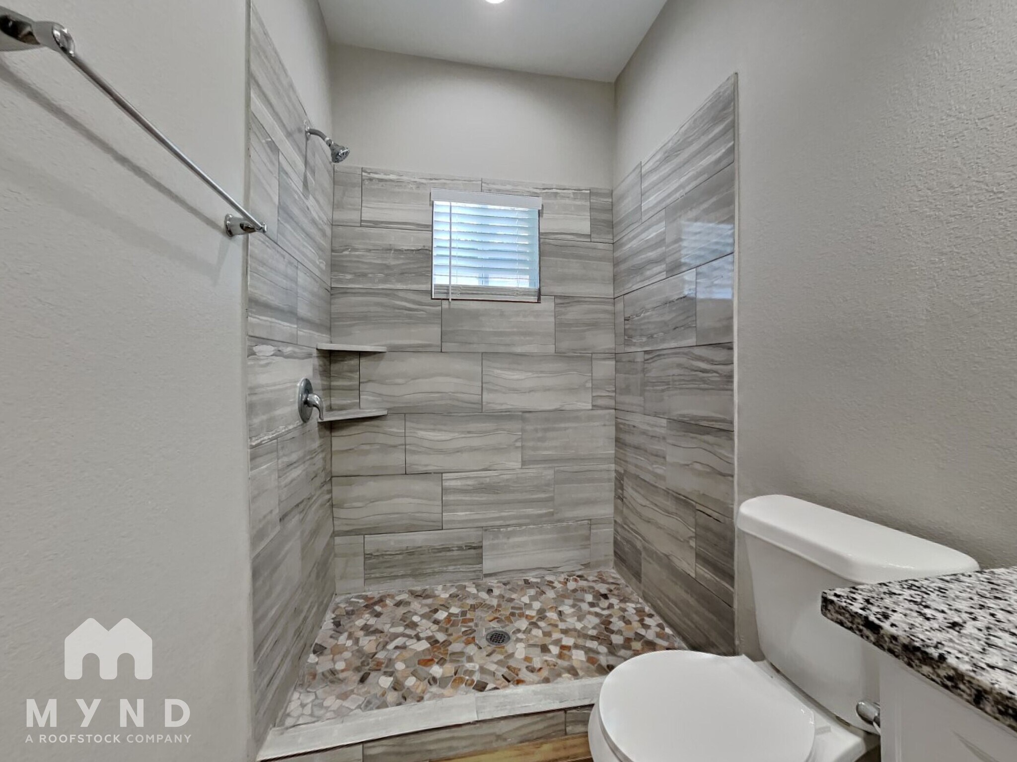 Building Photo - 16871 W Juneau St