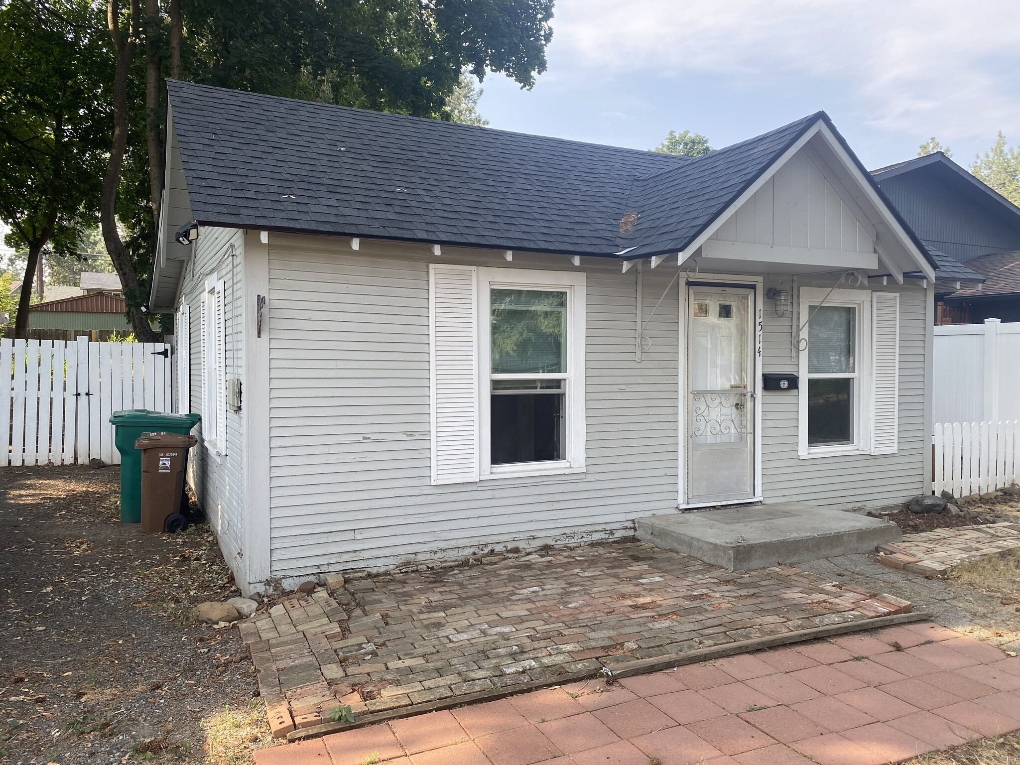 Building Photo - 1514 E 36th Ave