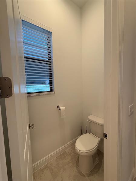 Building Photo - 187 SE Via Sangro