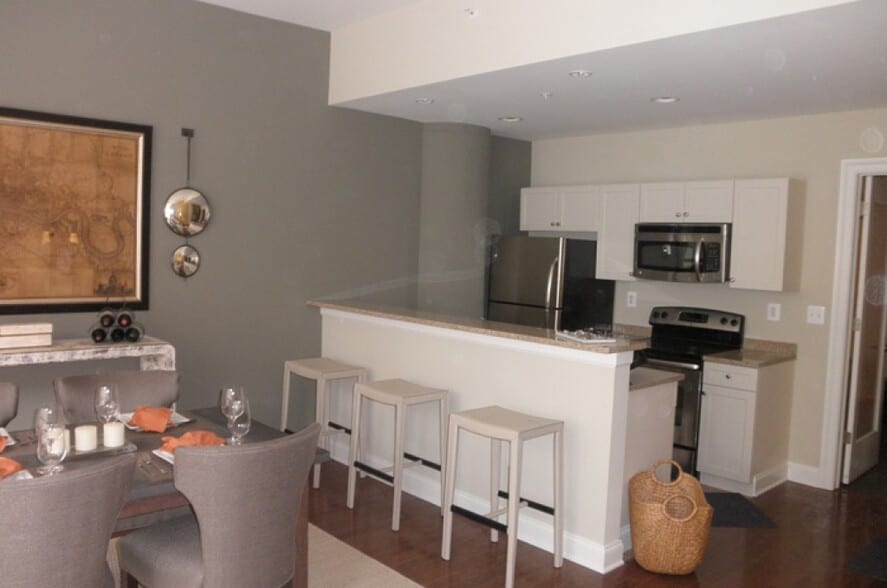 Building Photo - 600 N Broad St