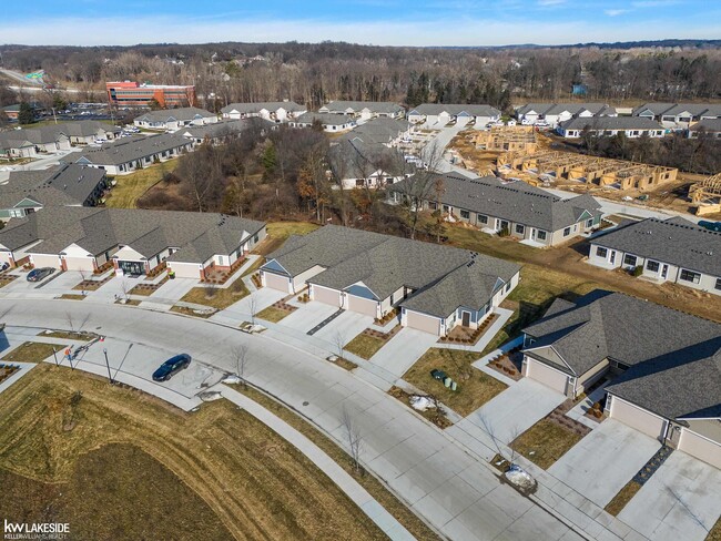 Building Photo - 5860 Windword Dr