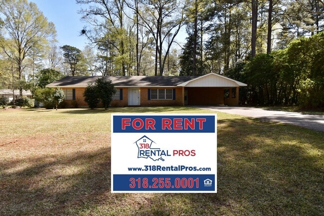 Primary Photo - 3 Bedroom 2 Bath Home in Ruston
