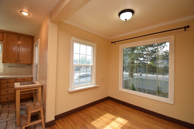 Building Photo - Amazing Home in Millcreek with Backyard Oasis!