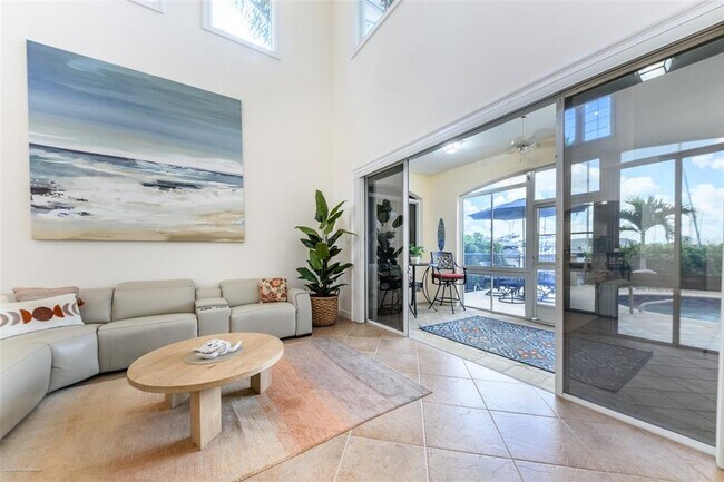 Building Photo - 3209 Sunset Key Cir