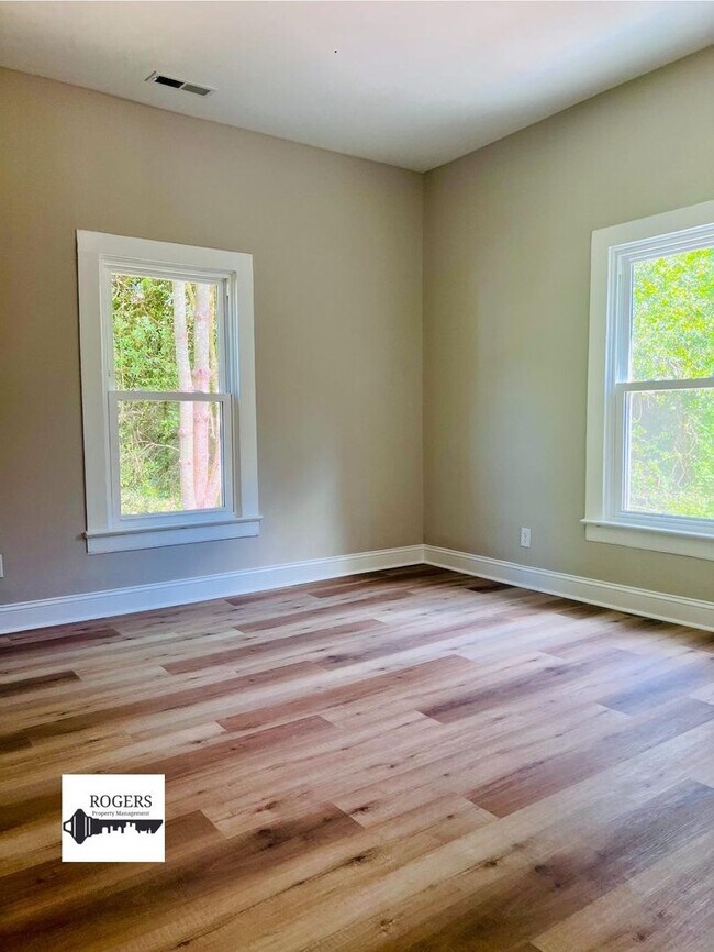 Building Photo - Four BR Available in Creedmoor