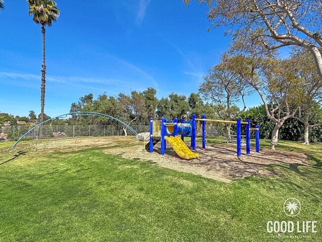 Building Photo - Charming 4BD/3BA 2-Story House in Spring Valley W/ W/D, A/C, Large Balcony, & Community Pool, Par...