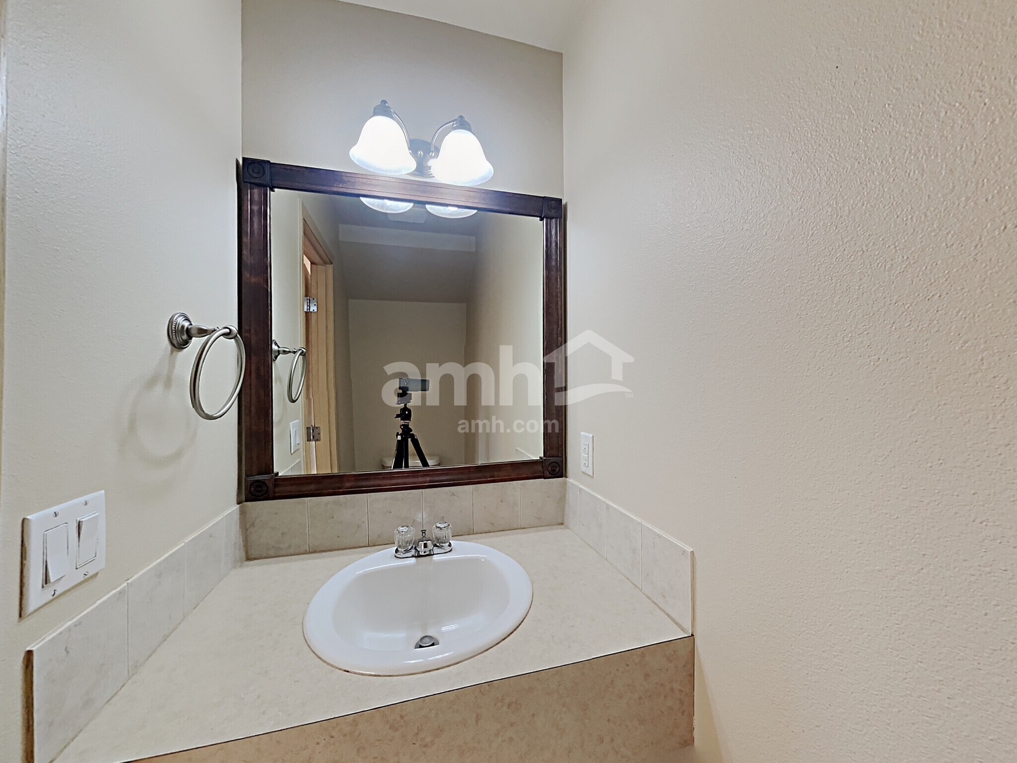 Building Photo - 9609 200th St E