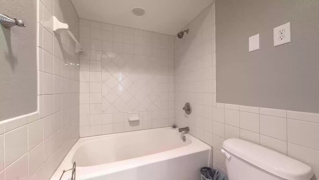 Building Photo - 68 Bald Eagle Ct