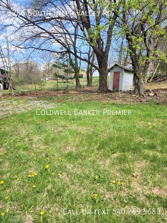 Building Photo - 1286 S Imler Valley Rd
