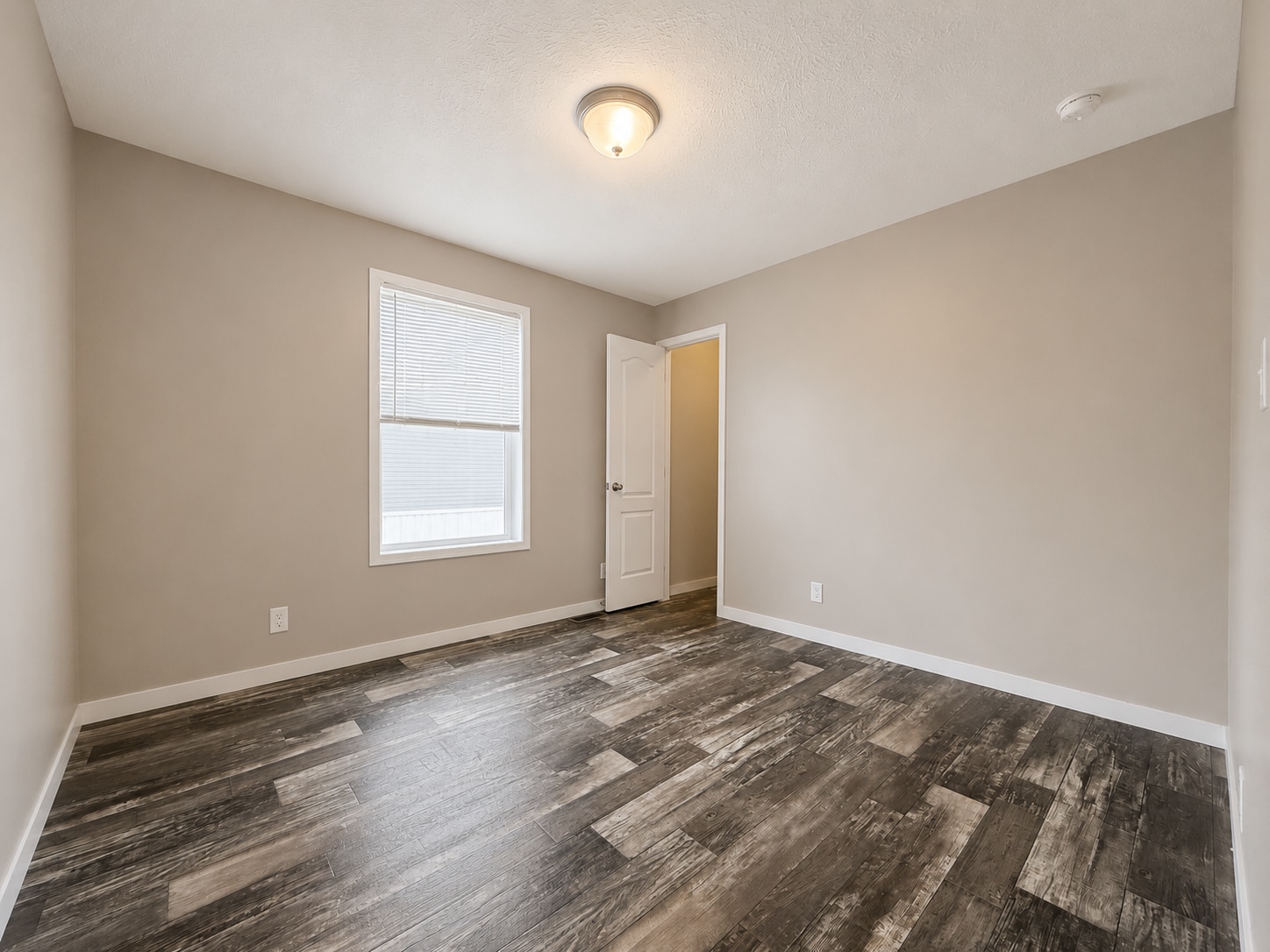 Building Photo - 12556 Margaret Ct