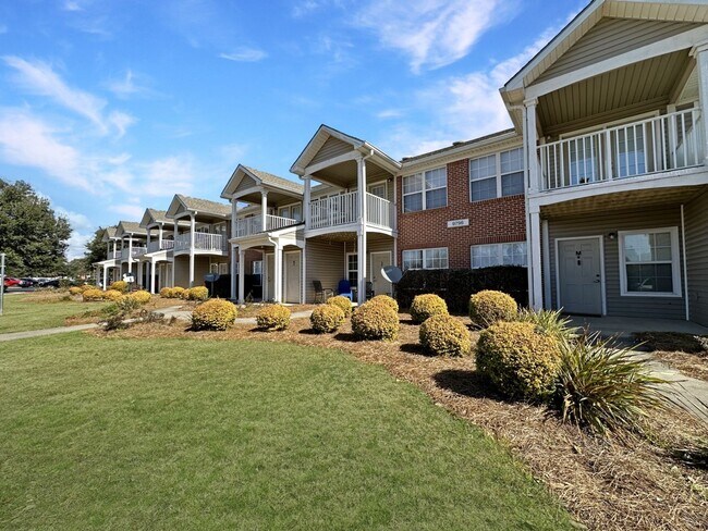 Building Photo - 19360 Chelsey Dr