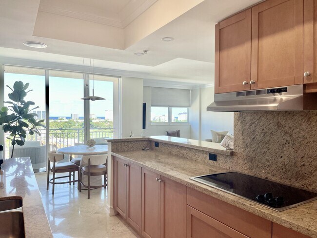Building Photo - 99 SE Mizner Blvd