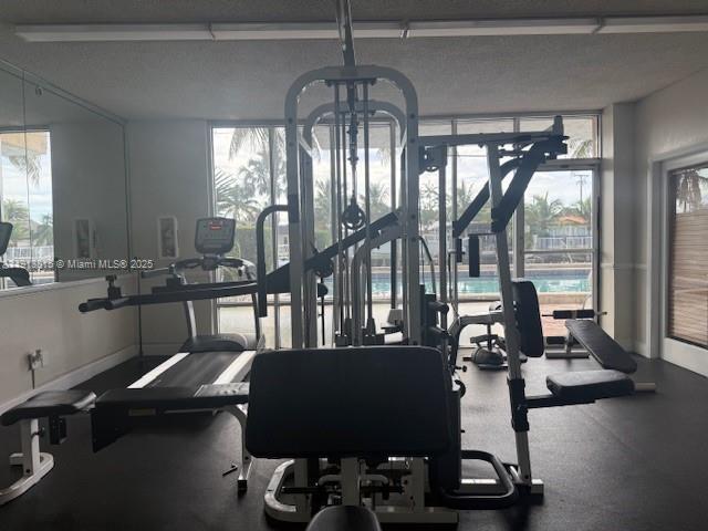 Building Photo - 2350 NE 135th St