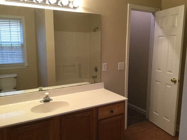 Building Photo - 3805 Lodgepole Ln