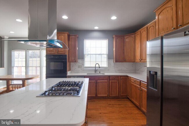 Building Photo - 15309 Lions Den Rd