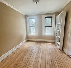 Building Photo - 411 St Joseph St