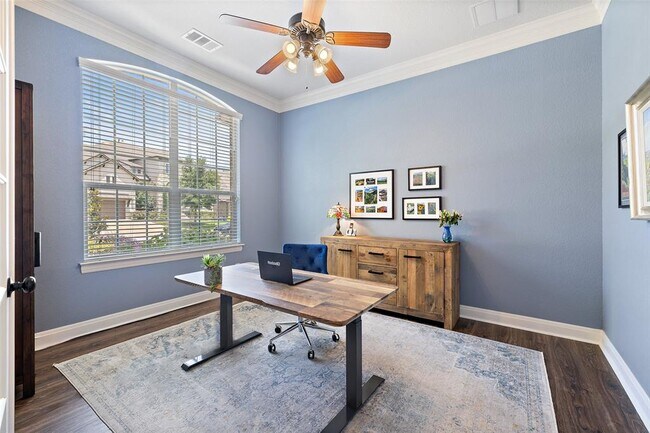 Building Photo - 8709 Fescue Ln