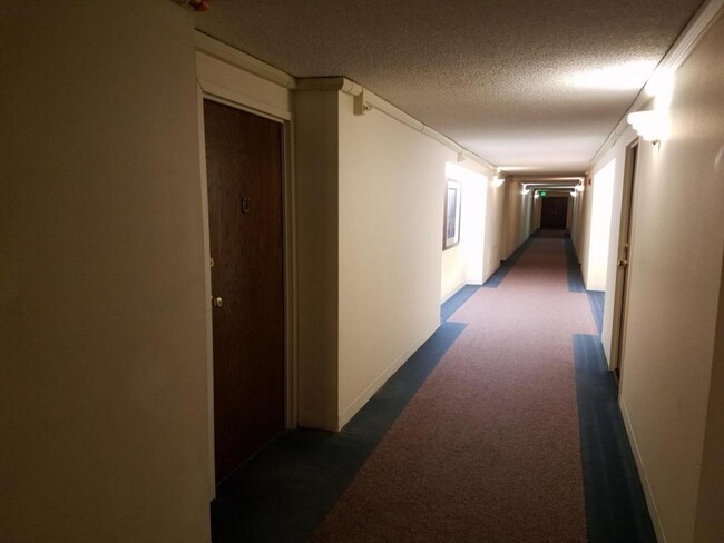 Building Photo - 1850 Folsom St., Unit 206