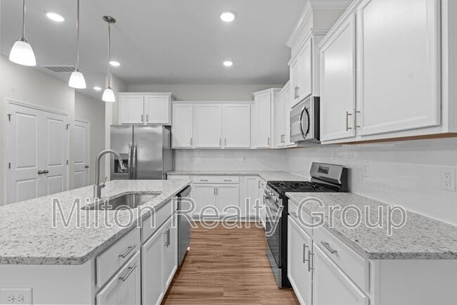 Building Photo - 71 Village Edge Dr