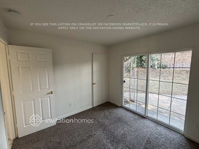 Building Photo - 10720 Paiute Way