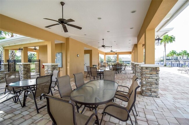 Building Photo - 12109 Trailhead Dr