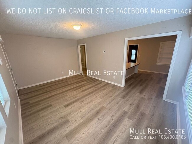 Building Photo - 1041 N Tabor Dr