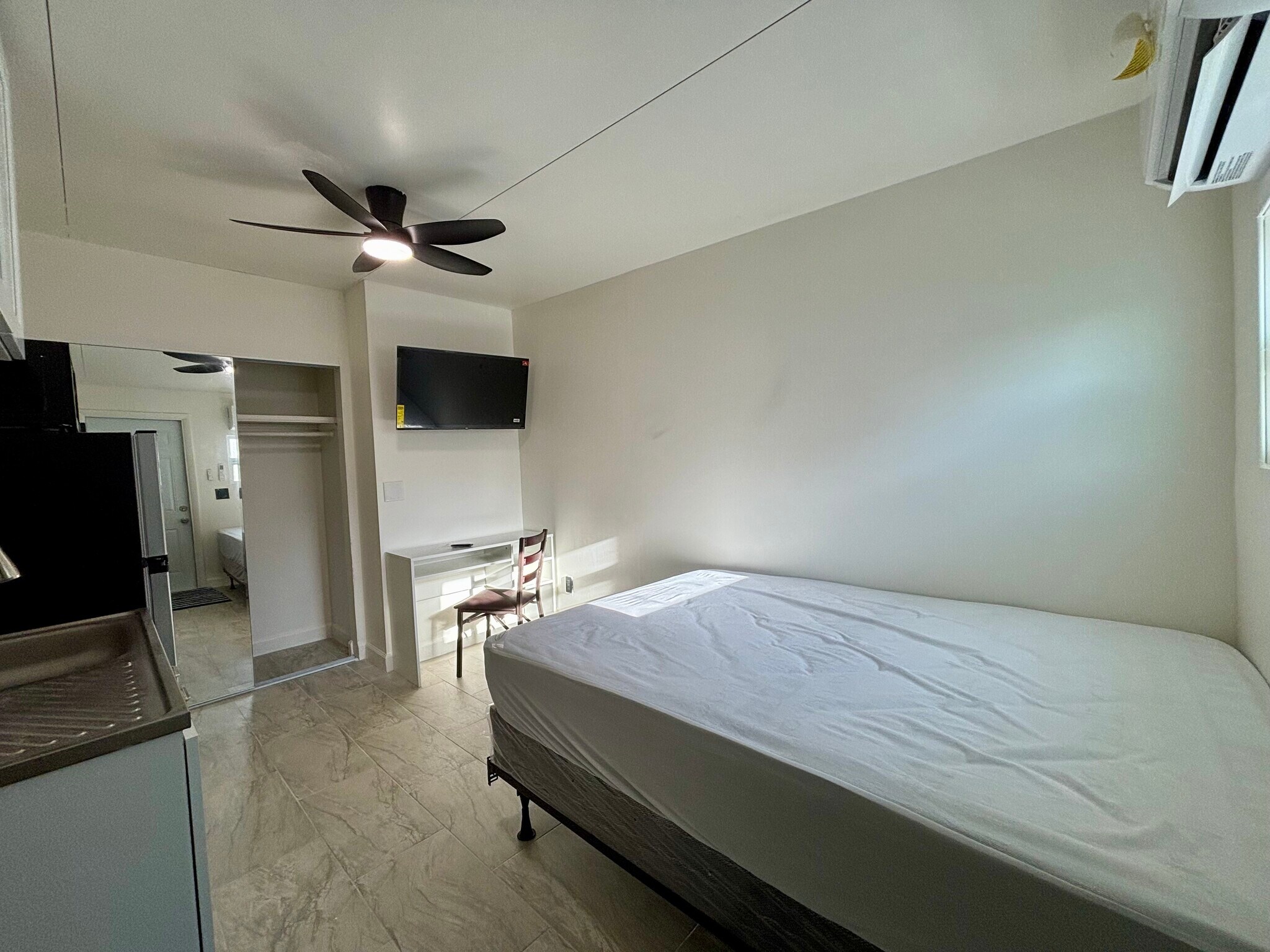 Building Photo - 1620 N 23rd Ave