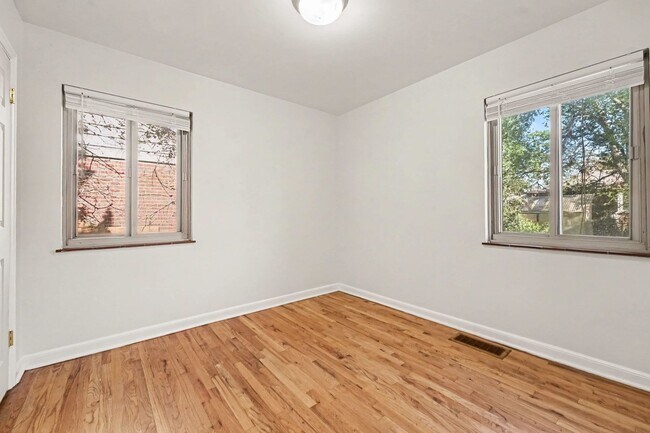 Building Photo - 7345 Montview Blvd