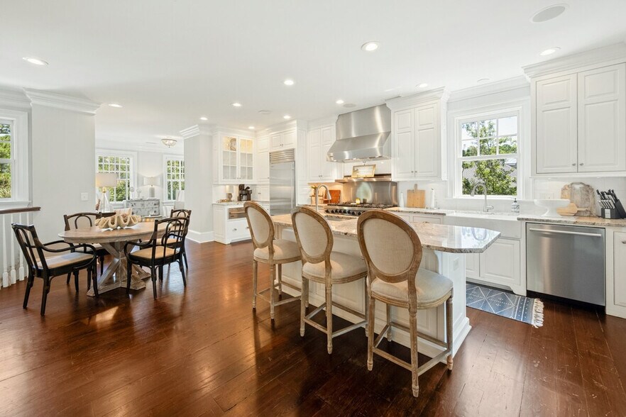 Building Photo - 743 Collins Meadow Dr