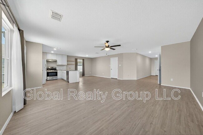Building Photo - 10716 Sweepback Trl