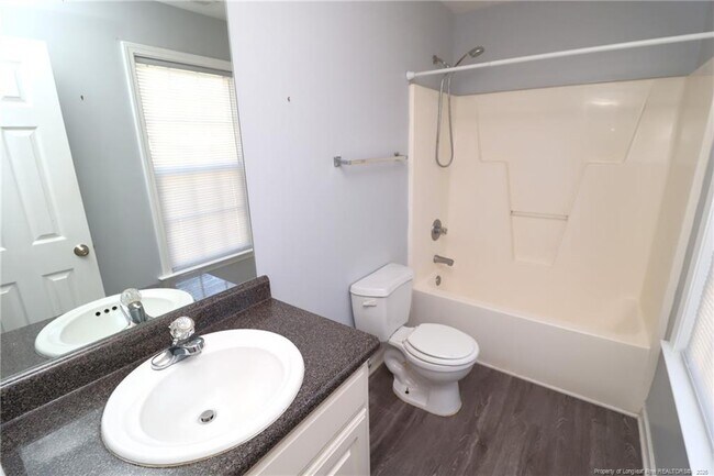 Building Photo - 410 Whitehall Ct