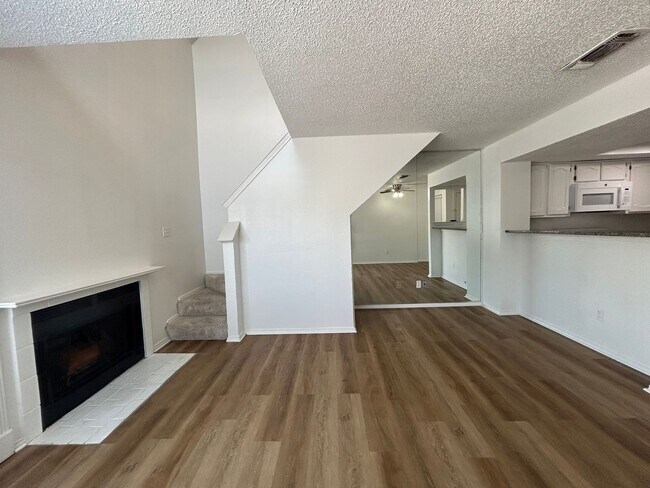 Building Photo - "Fort Worth Texas Homes for Rent"  Darling...