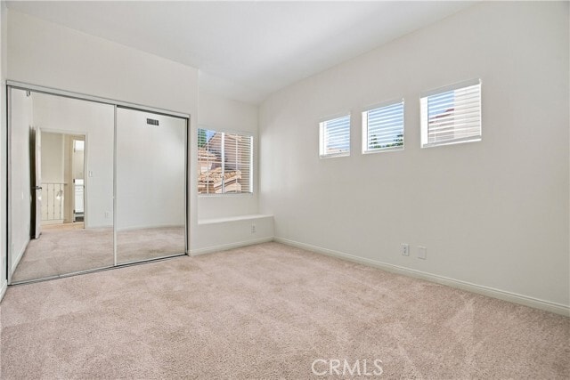Building Photo - 10002 Reseda Blvd