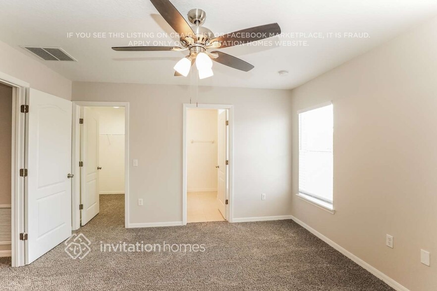 Building Photo - 7148 Five Oaks Dr