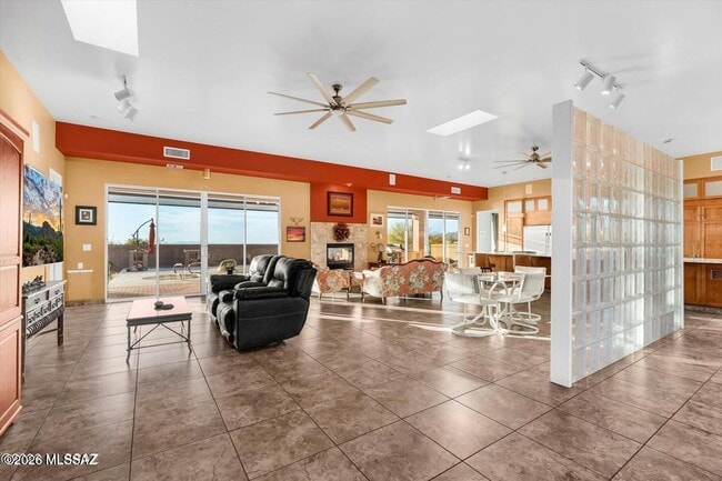 Building Photo - 15190 E Two Bar Z Ranch Pl