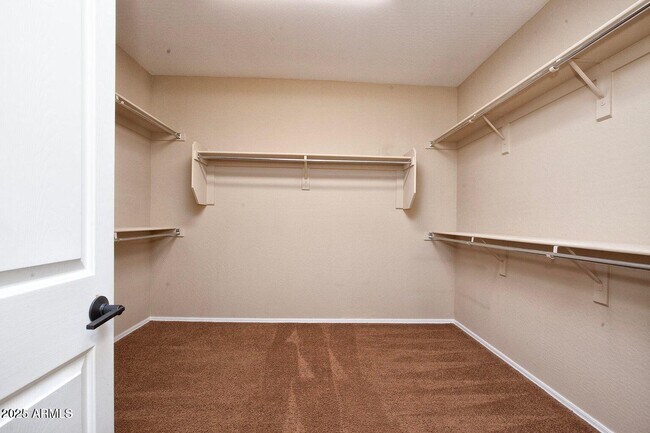 Building Photo - 21883 N 263rd Dr