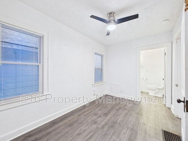 Building Photo - 1513 Rowland Ave