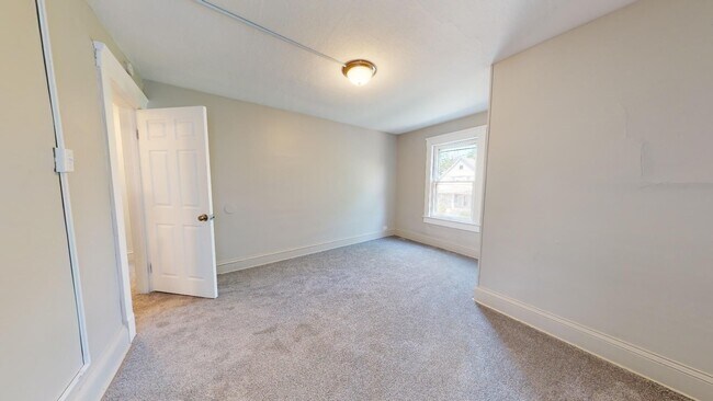 Building Photo - Brooklyn Center - 3 Bedroom Single Family ...