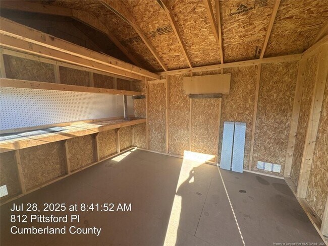 Building Photo - 812 Pittsford Pl