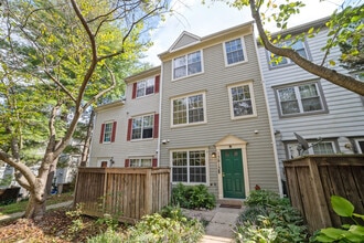 Building Photo - 13913 Highstream Pl