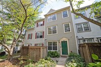 Building Photo - 13913 Highstream Pl