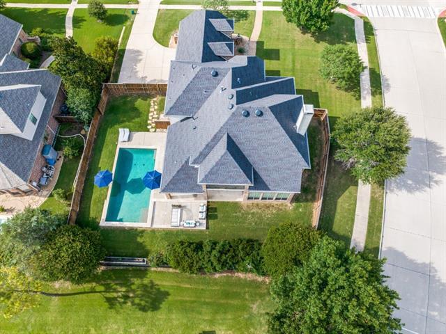 Building Photo - 301 Foxcroft Ln