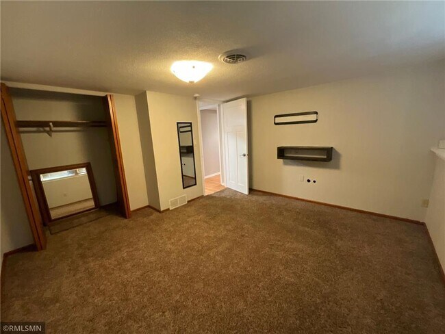 Building Photo - 1436 Selby Ave