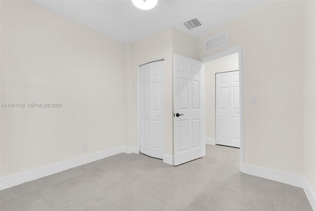 Building Photo - 52 NW 47th Terrace